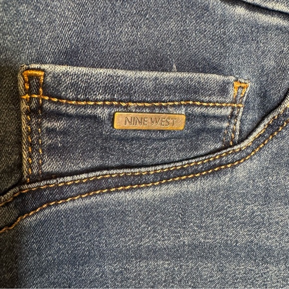 Nine West Blue Jeggings Medium Wash Elastic Waistband Size 12 - Picture 4 of 15